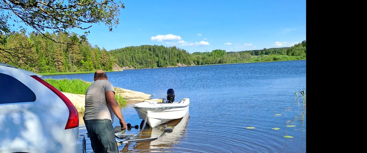 Båtramp vid Hattefjälls bro